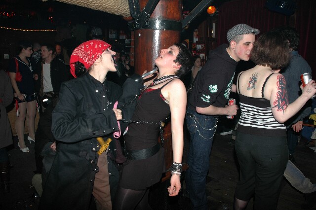 min 2007 03 16 pirate 054